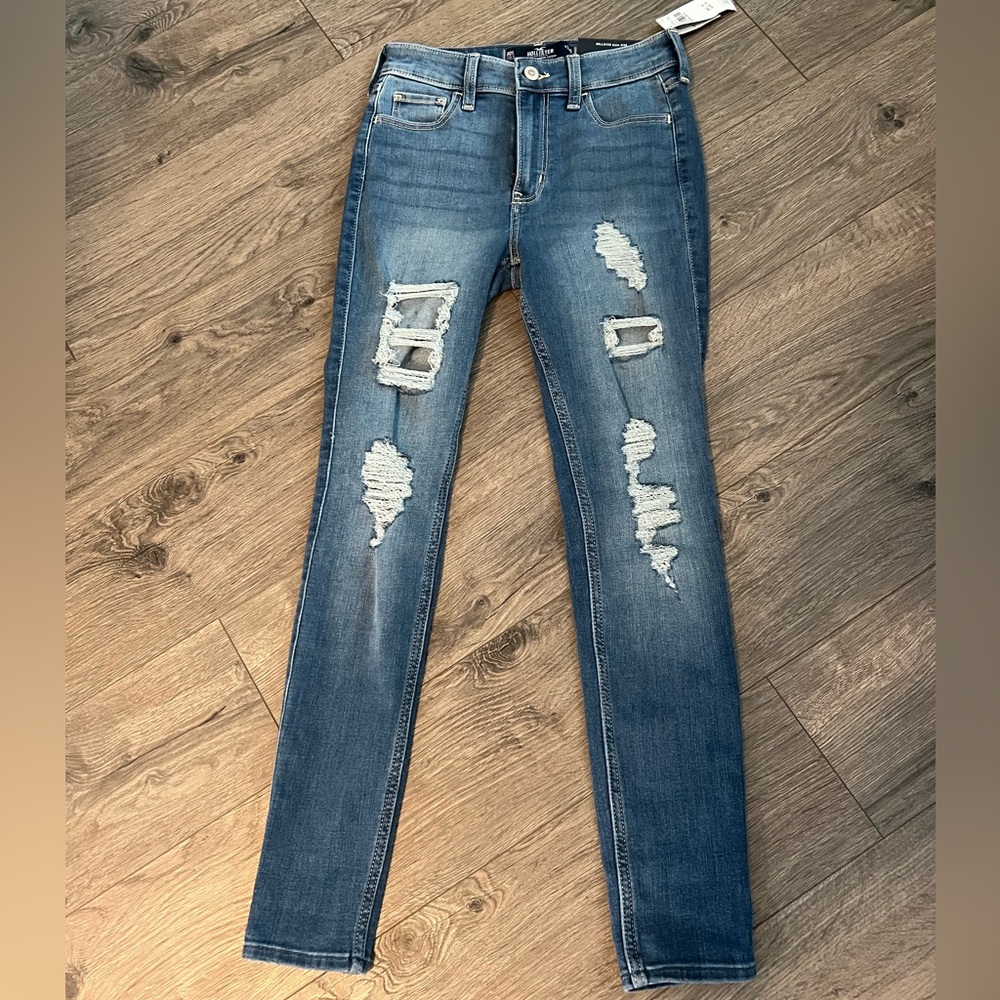 Hollister distressed jeans